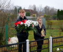 image045