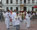 image048