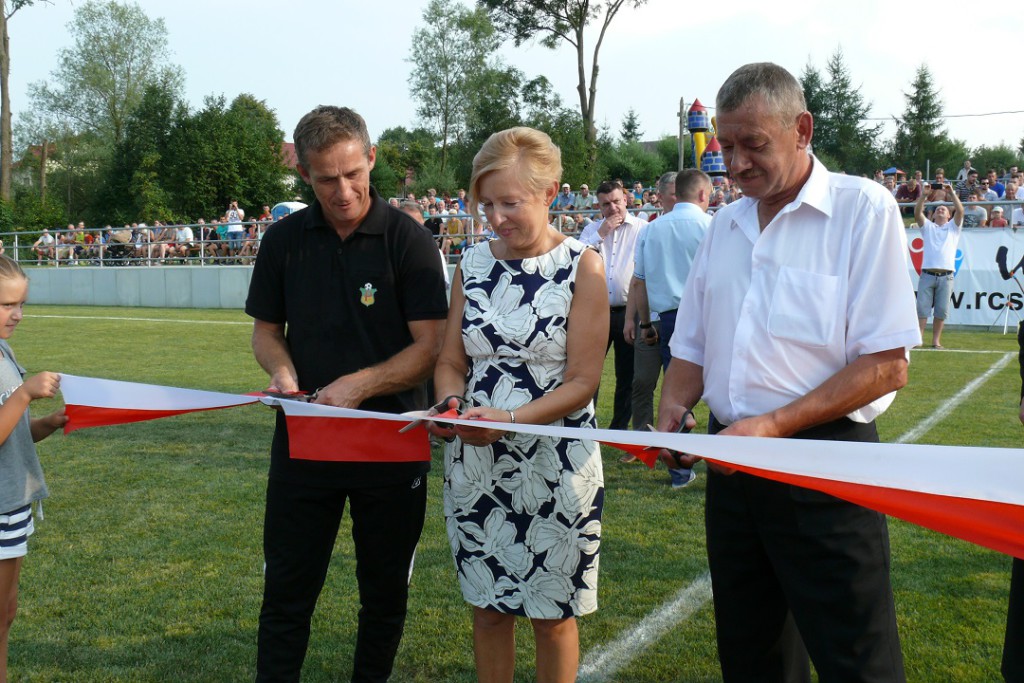 Otwarcie stadionu w Pisarowcach