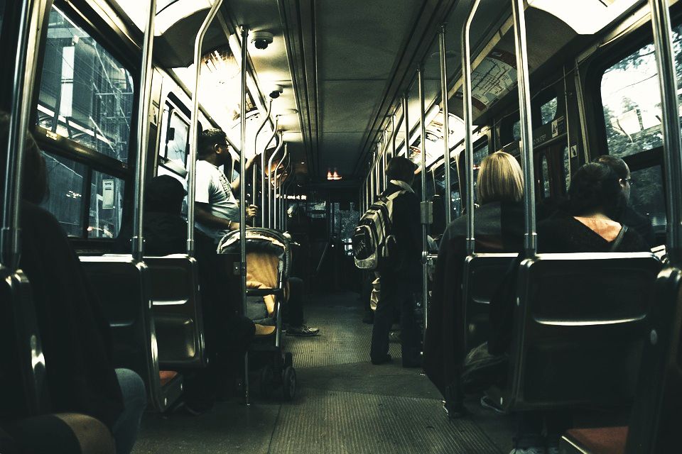 bus-1868507_960_720