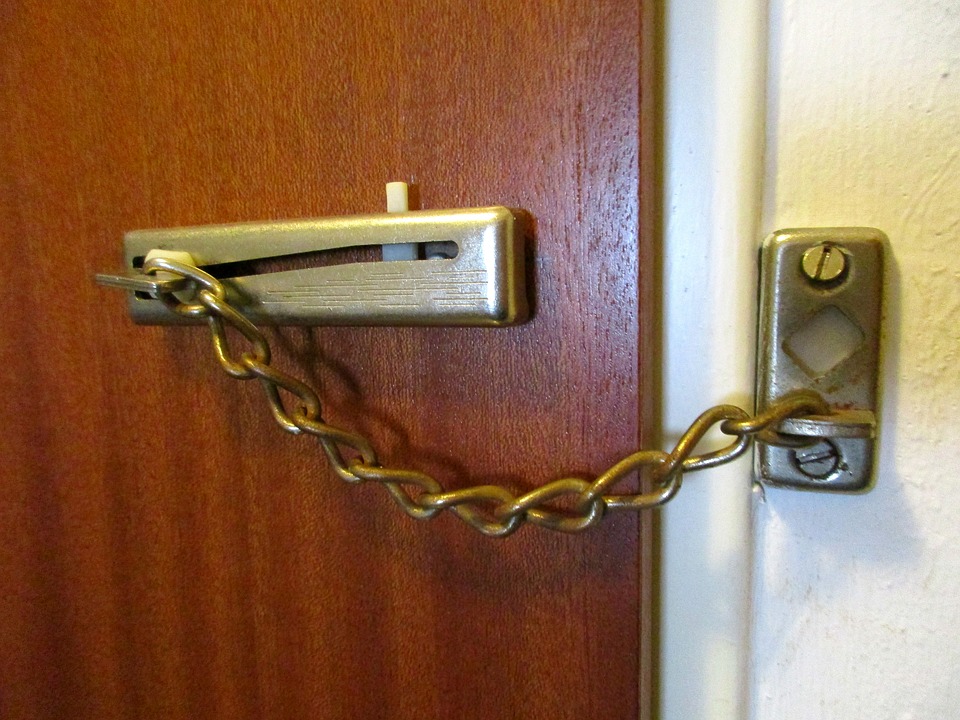 door-2338259_960_720
