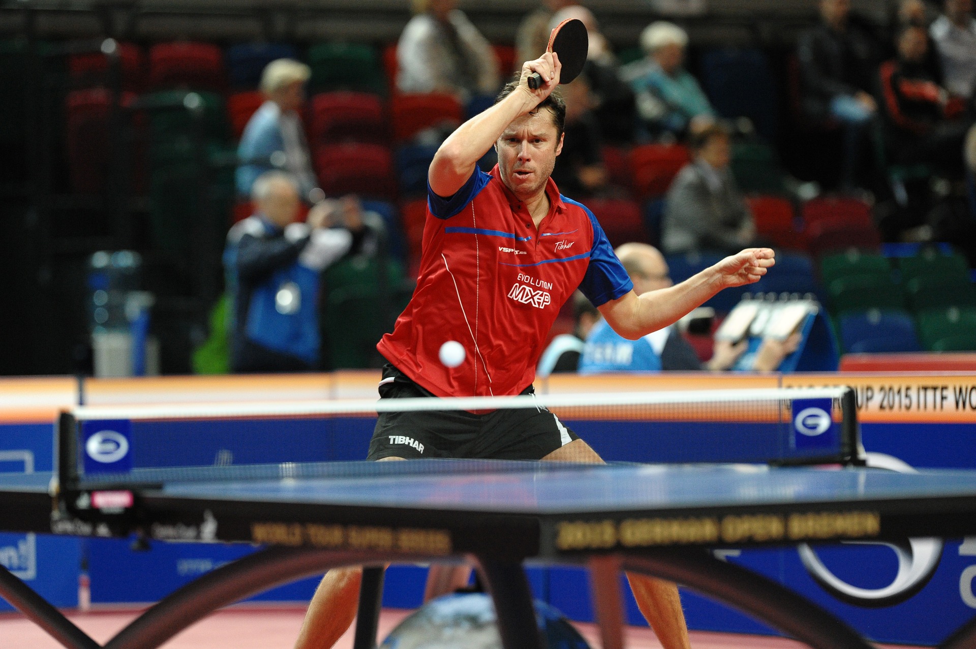 table-tennis-1208384_1920