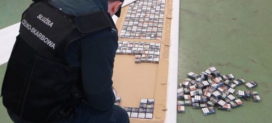GRANICA: Nielegalne papierosy w panelach drzwiowych (ZDJĘCIA)