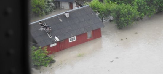 Zalany wschód Podkarpacia. Śmigłowce ewakuowały ludzi (FOTO)
