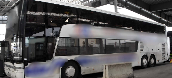 Kilkaset kopert w reklamówce, w nich przerobione dokumenty (FOTO)
