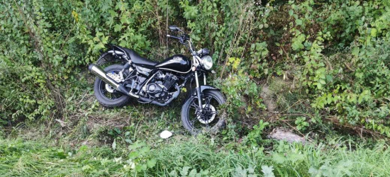 Motocyklista w rowie. Blisko 3 promile alkoholu w organizmie