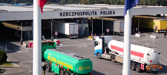 PODKARPACIE: Na granicy zatrzymano kierowcę z fałszywym zaświadczeniem