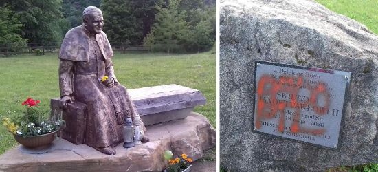 MIĘDZYBRODZIE. Zdewastowano tablicę upamiętniającą papieża Jana Pawła II (ZDJĘCIA)