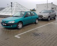 PARKOWANIE PO SANOCKU: Miejsca parkingowe i pas przejazdu? Przecież można się pomylić (ZDJĘCIA)