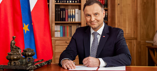 Dłuższa kadencja samorządów. Prezydent podpisał ustawę