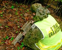 BIESZCZADY: Niewypały z II wojny światowej. Mieszkaniec znalazł 200 sztuk amunicji (ZDJĘCIA)