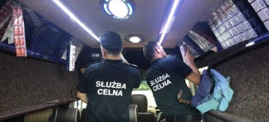Skuteczne typowanie. W samochodach 5 tys. nielegalnych paczek papierosów!