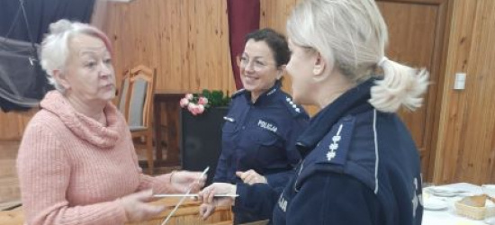 MRZYGŁÓD: Policja rozmawia z seniorami (ZDJĘCIA)