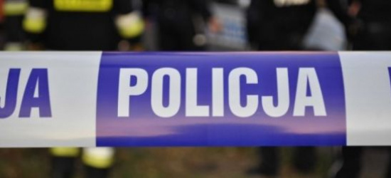 PODKARPACIE. Ciało kobiety znaleziono niedaleko domu. Mąż podejrzany o zabójstwo