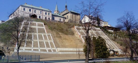 SANOK: Prace przy skarpie pod klasztorem zakończone (VIDEO, FOTO)