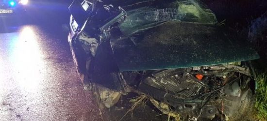 REGION: Pijany kierowca seata dachował uciekając przed policją (FOTO)