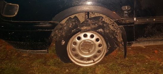 Jechał bez opony na przednim kole. Był kompletnie pijany