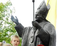 Wielkiemu Rybakowi serc ludzkich. 10 lat „Papieskiej Barki”