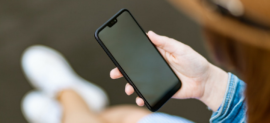 Rząd nie dofinansuje Telefonu Zaufania dla Dzieci i Młodzieży. Internauci ruszyli z pomocą!
