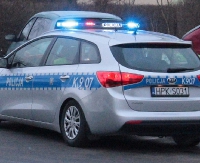 SANOK: Nie miał zapiętych pasów. Uciekał przed policją