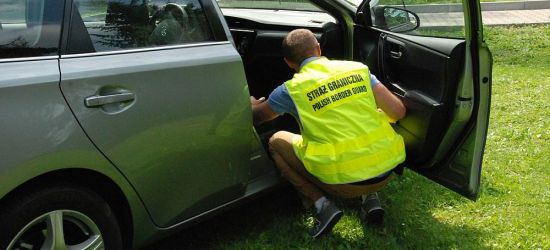 Trzy pojazdy z kradzieży? Wspólna akcja policji i pograniczników