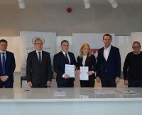 SANOK: ,,Tegoroczny portfel zamówień AUTOSAN-u zwiększył się do 148 sztuk autobusów”. 28 ,,boćków” dla radomskiej firmy  (ZDJĘCIA)
