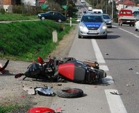 16 letni motorowerzysta ranny w zderzeniu z oplem (ZDJĘCIA)