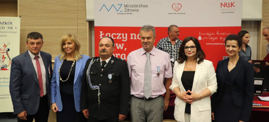 Odznaki dla zasłużonych dawców krwi. Wśród nich sanoczanie (ZDJĘCIA)