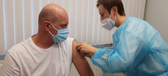SZPITAL KROSNO: Zainteresowanie szczepieniem przeciwko COVID-19 sukcesywnie zwiększa się