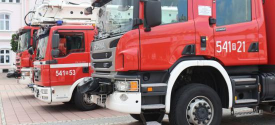 KRONIKA STRAŻACKA: Pożary samochodów i kolizja z policją
