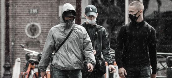 Policjanci sprawdzają respektowanie nowych przepisów