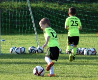 PIŁKA NOŻNA: Derby Sanoka dla Akademii Piłkarskiej. Ruszyła liga młodzika