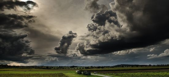 UWAGA! Możliwe burze i porywisty wiatr. Miejscami grad