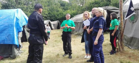 Policjanci, strażacy i leśnicy kontrolują kolonie i obozy (ZDJĘCIA)