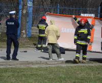 KROSNO: Dostała się pod koła naczepy ciężarówki. Zginęła na miejscu (FILM, ZDJĘCIA)
