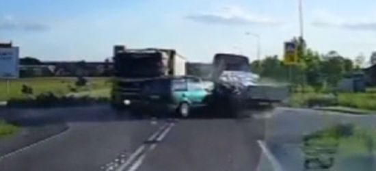 PODKARPACIE: Groźny wypadek. Nagranie z kamerki samochodowej! (VIDEO, FOTO)