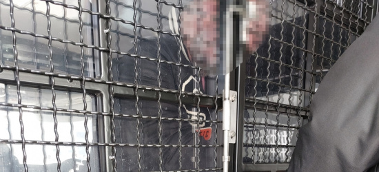 Zatrzymali poszukiwanego Europejskim Nakazem Aresztowania i kilkoma listami gończymi