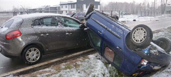 REGION: Wypadek z udziałem trzech samochodów (FOTO)