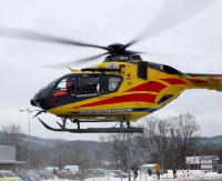 Akcja ratunkowa z udziałem LPR. Helikopter zabiera 8-latkę do szpitala w Rzeszowie (FILM)