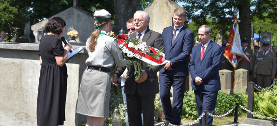 Pamiętali o ofiarach niemieckiej zbrodni z 1940 r. (ZDJĘCIA)