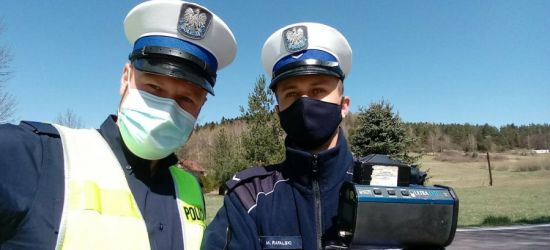 Sporo wyzwań dla policjantów w czasie pandemii koronawirusa (ZDJĘCIA)