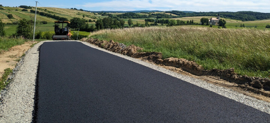 Postępują prace przy przebudowie drogi Jędruszkowce – Dudyńce (ZDJĘCIA)