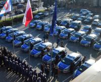 Nowe radiowozy dla podkarpackiej Policji. Do Sanoka trafi jedna „kijanka” (FILM, ZDJĘCIA)