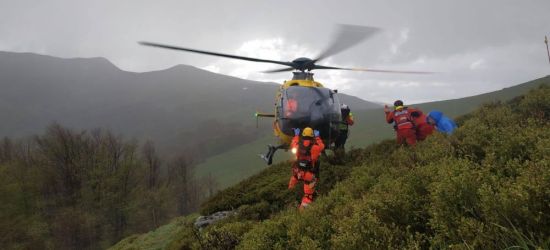 BIESZCZADY: Z chorymi kolanami wybrała się w góry (ZDJĘCIA)