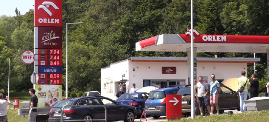 Wysokie ceny paliw. Planują ogólnopolską blokadę stacji!