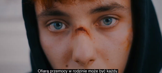 Jesteś świadkiem lub sam doświadczasz przemocy? Uzyskaj pomoc
