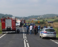Zderzenie audi i bmw. Utrudnienia na drodze w Ustjanowej Dolnej. Ranna jedna osoba