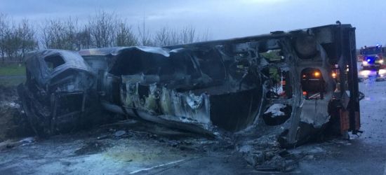 PODKARPACIE: Tragiczny wypadek na obwodnicy. Nie żyje młody mężczyzna