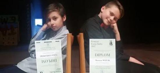 Teatralnie i tanecznie w Puchatku