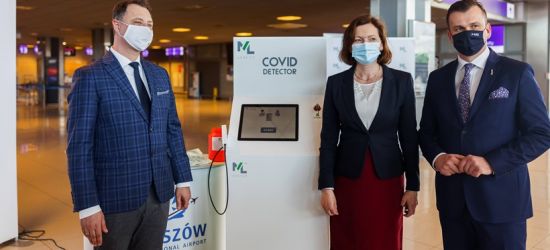 Covid Detector na lotnisku w Jasionce. Będzie badał pasażerów (FOTO)